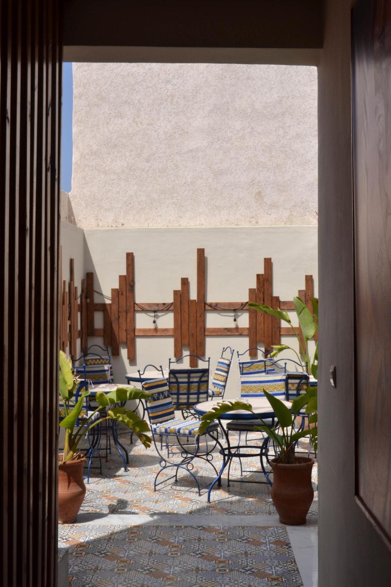 A Pousada Playa Del Sol Surf House Tamraght Exterior foto